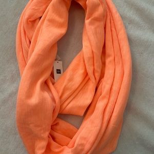 Gap scarf 🧣 woman’s